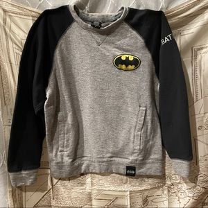 SIX FLAGS BATMAN SWEATER